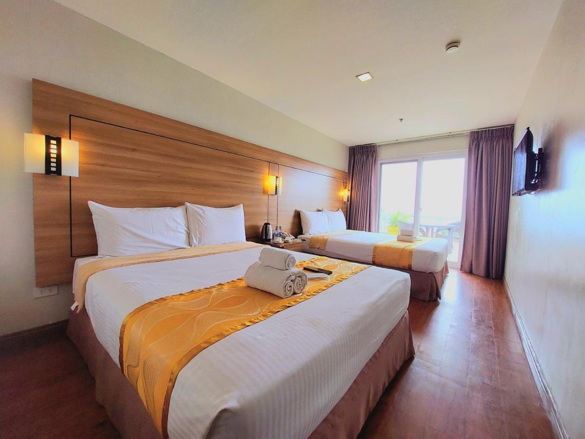 Tagaytay Hotel Sixb Tagaytay City Bagian luar foto