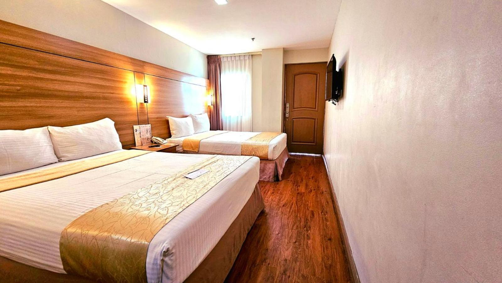 Tagaytay Hotel Sixb Tagaytay City Bagian luar foto